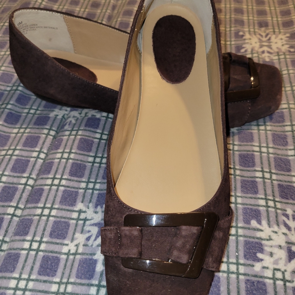 Dress shoes
